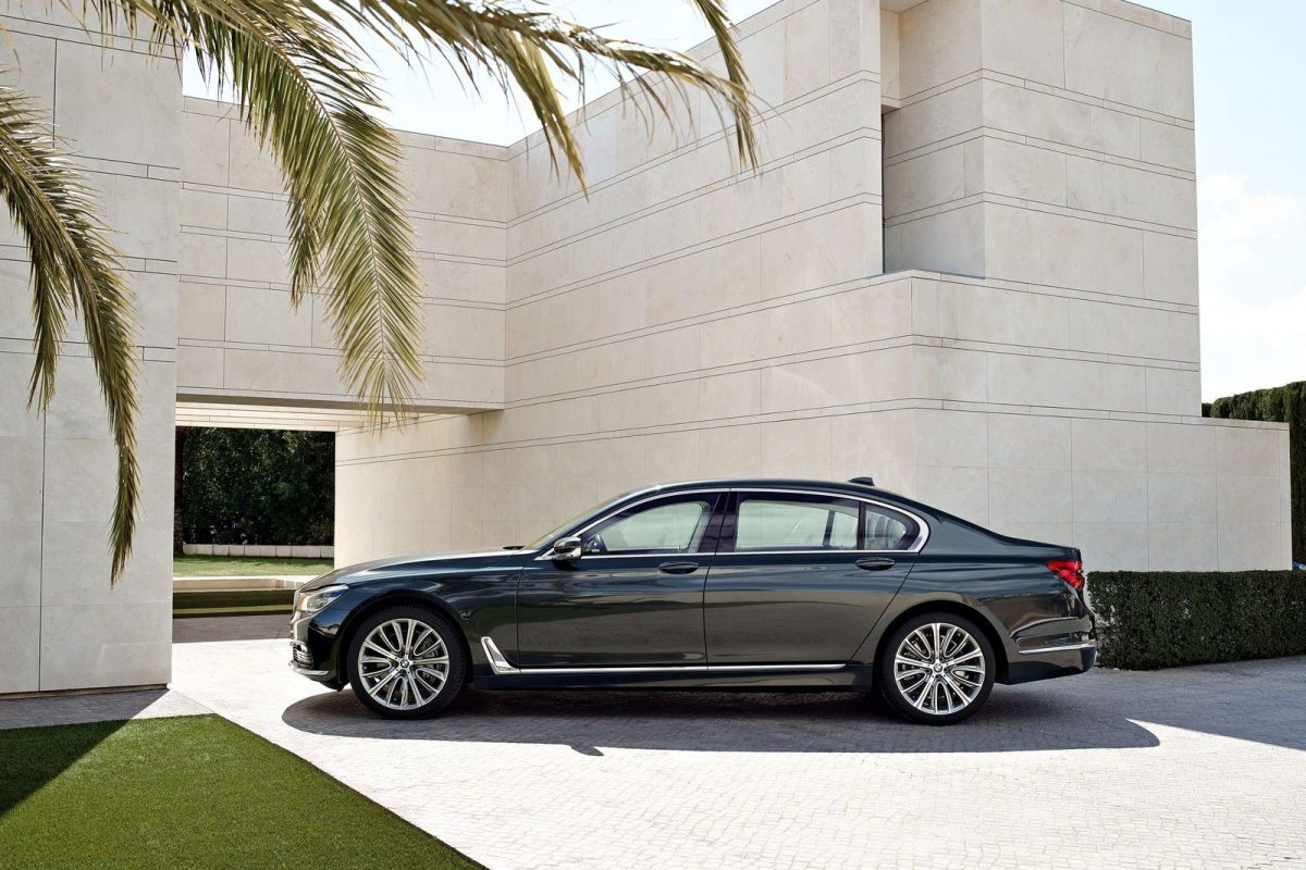 BMW 7-ES SOROZAT