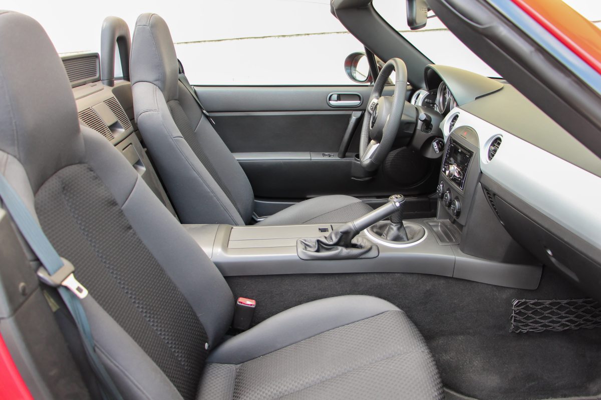 MAZDA MX-5