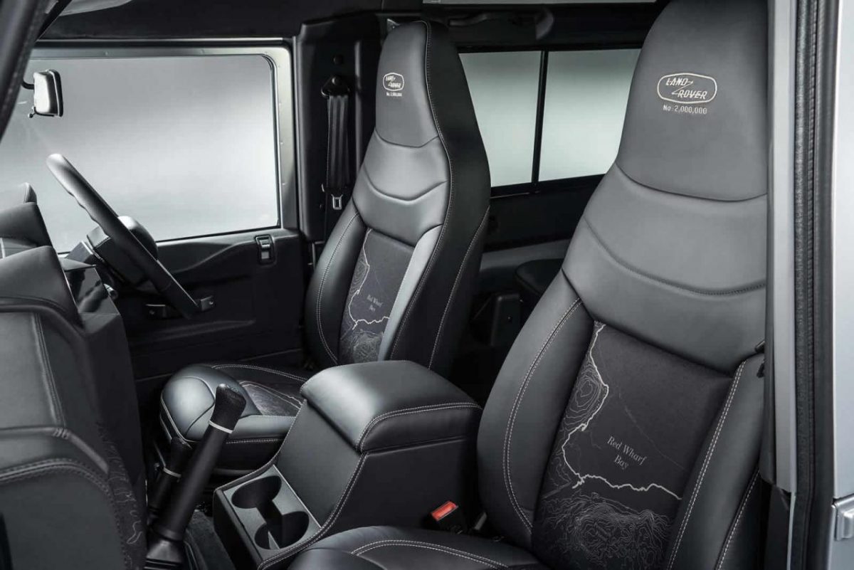 LAND ROVER