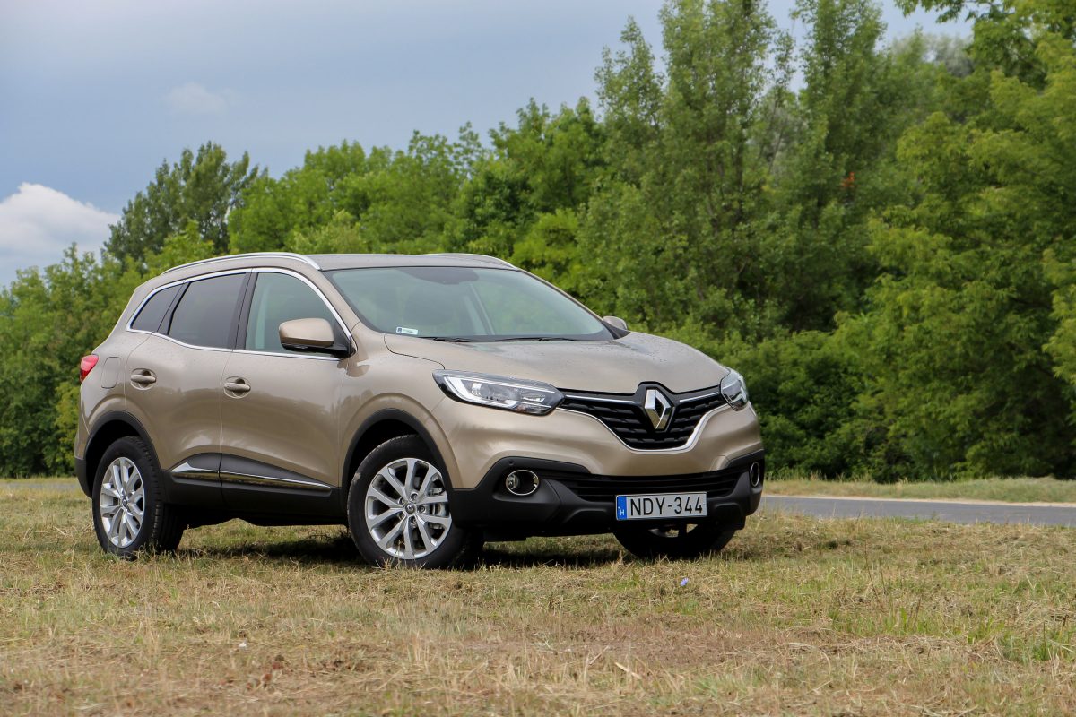 RENAULT