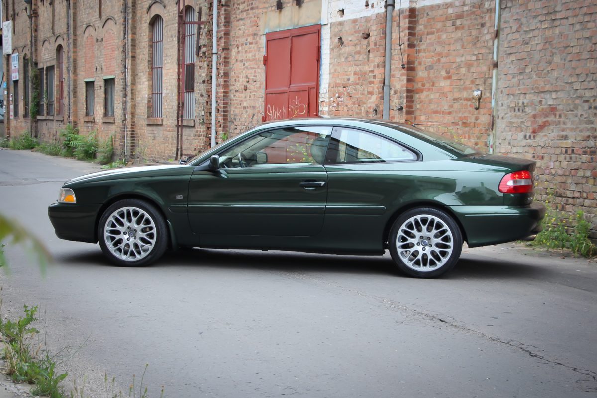 VOLVO