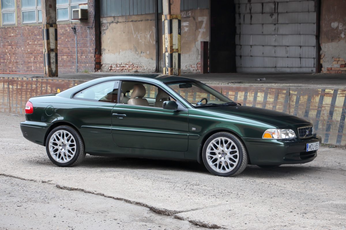 VOLVO
