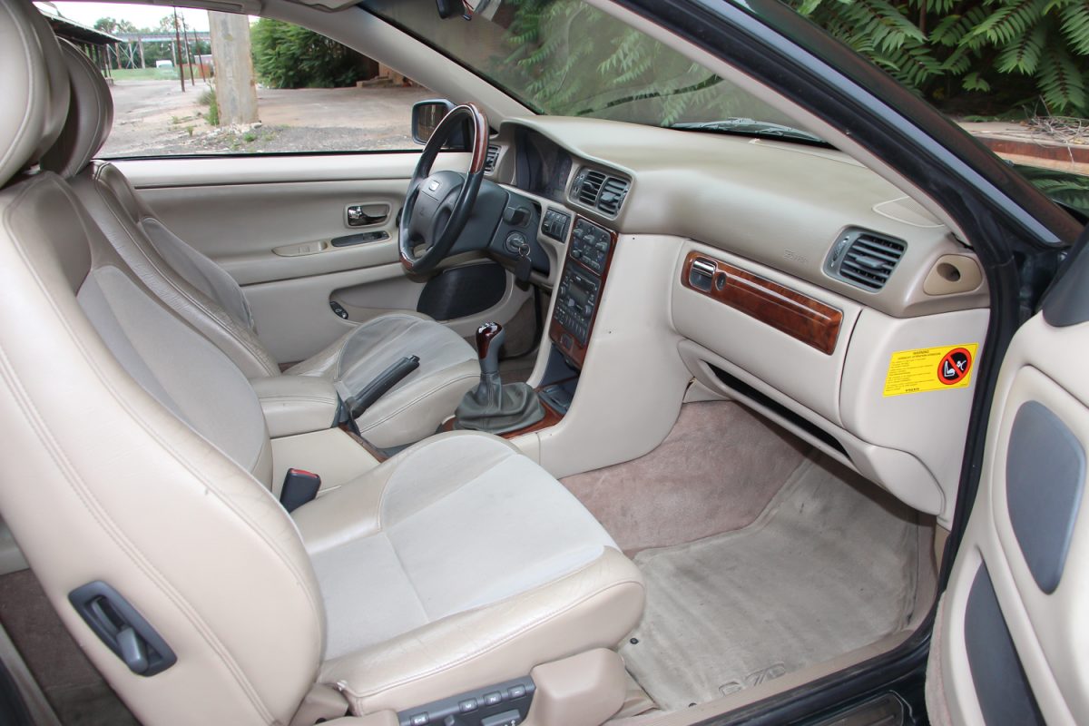 VOLVO