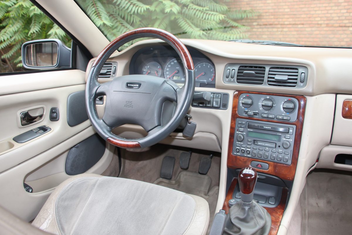 VOLVO