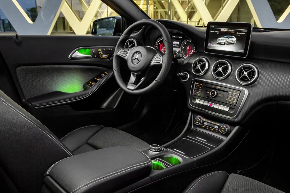 MERCEDES-BENZ A-OSZTÁLY