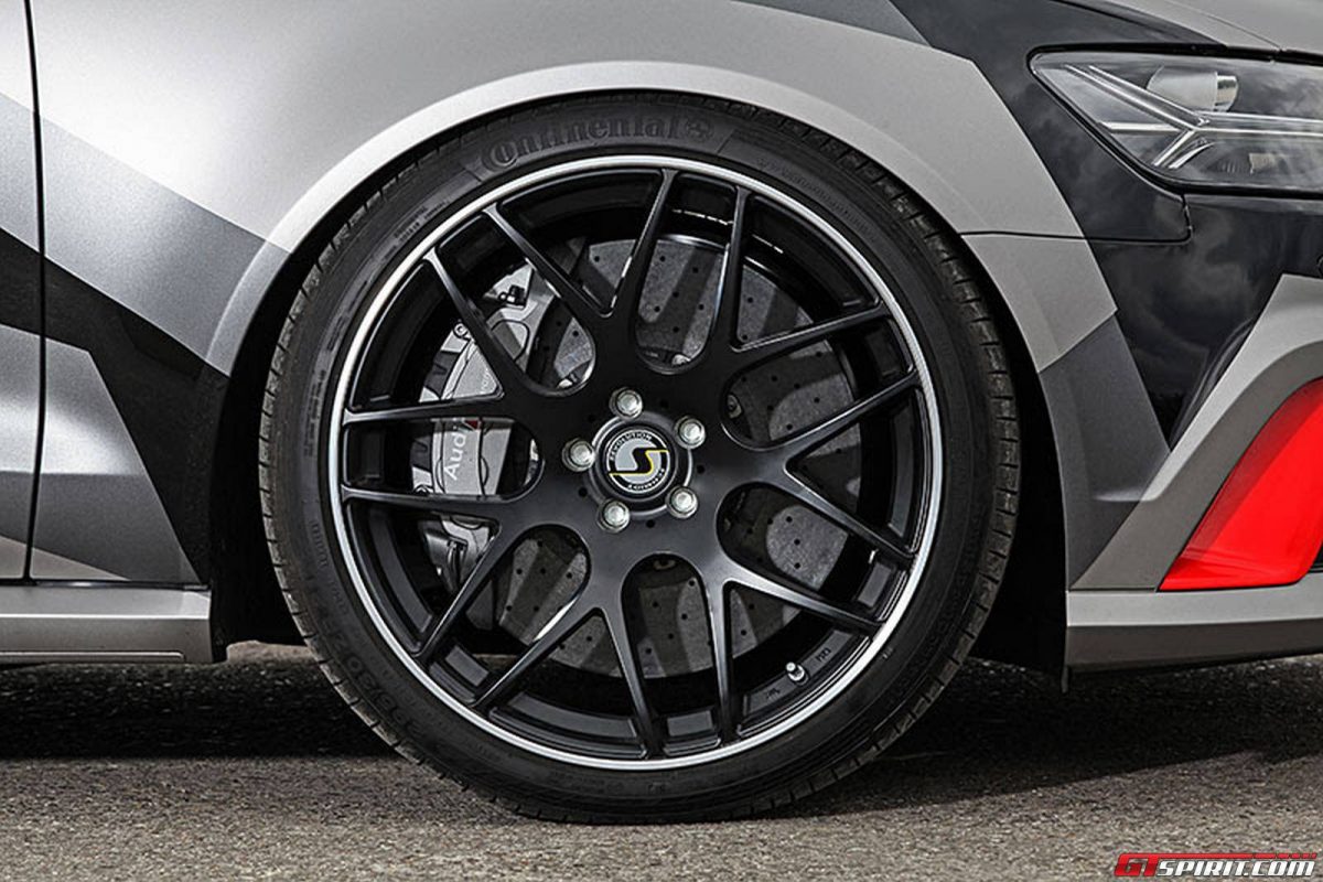 AUDI RS6