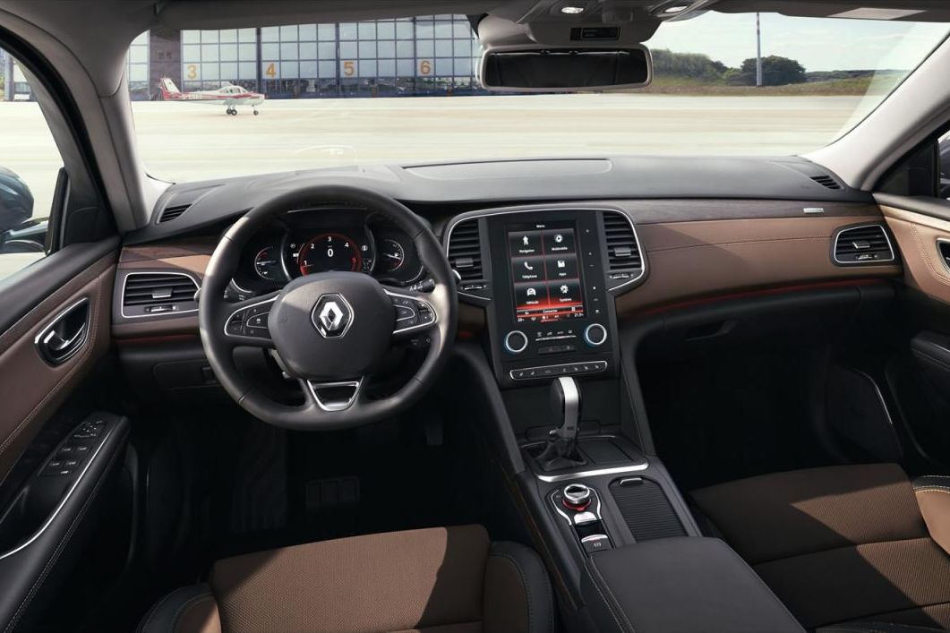 RENAULT