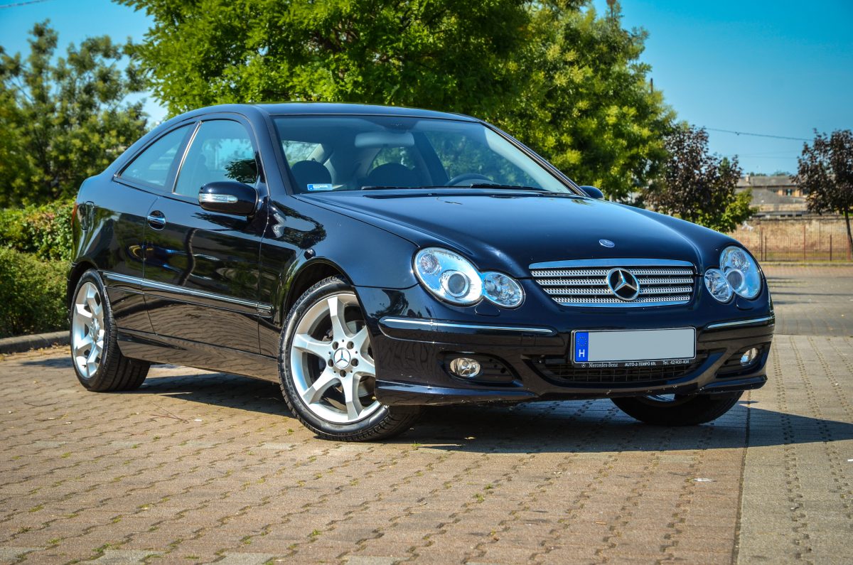 MERCEDES-BENZ C-OSZTÁLY