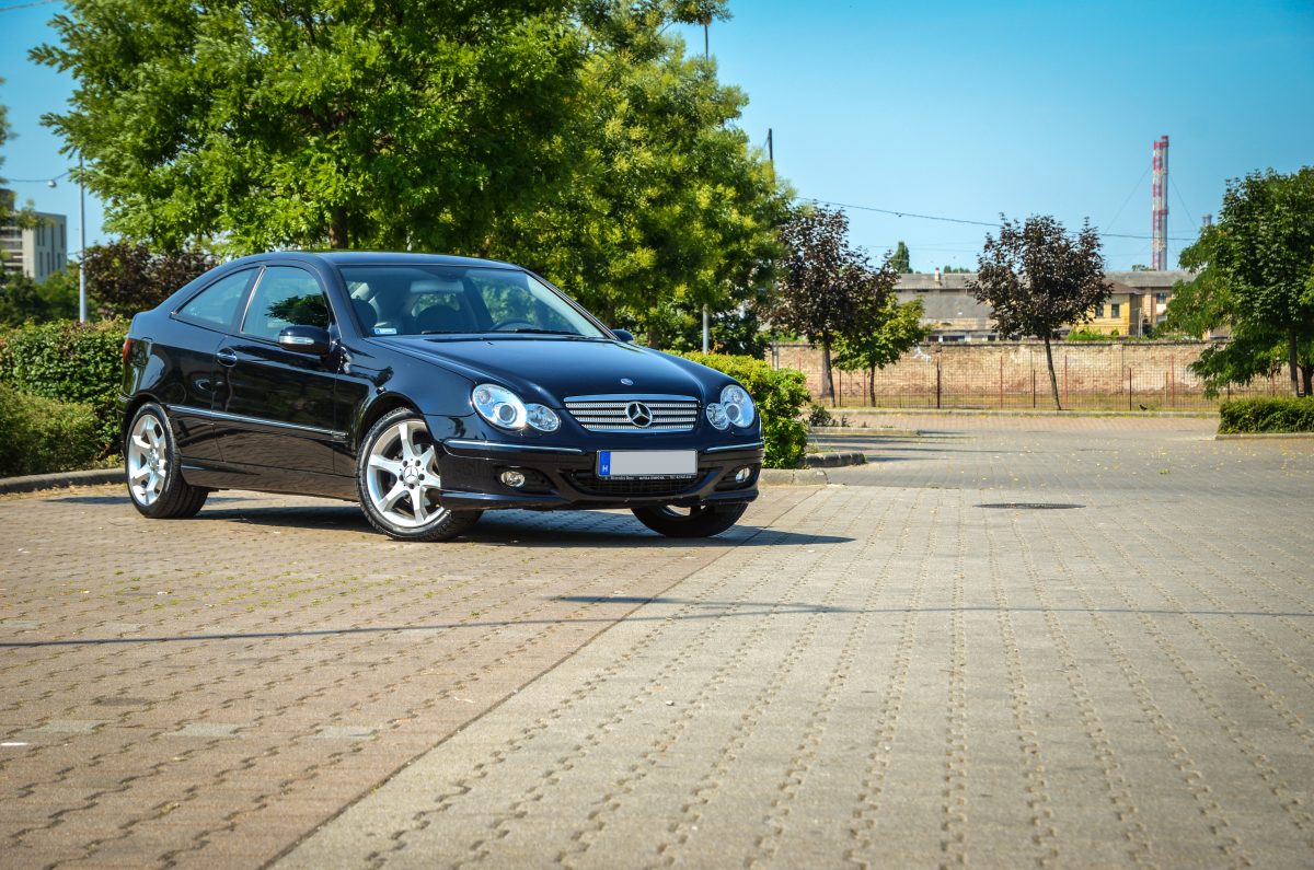 MERCEDES-BENZ C-OSZTÁLY