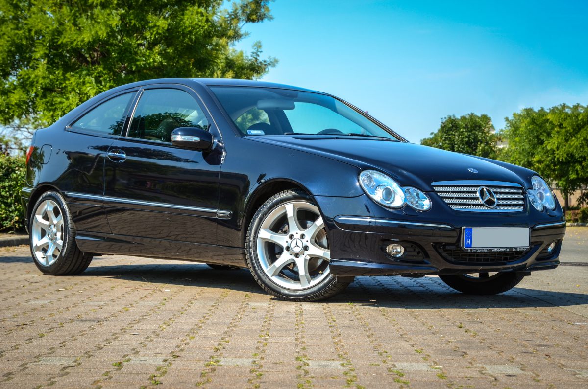 MERCEDES-BENZ C-OSZTÁLY