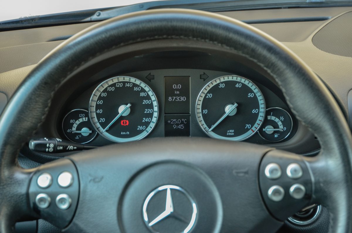 MERCEDES-BENZ C-OSZTÁLY