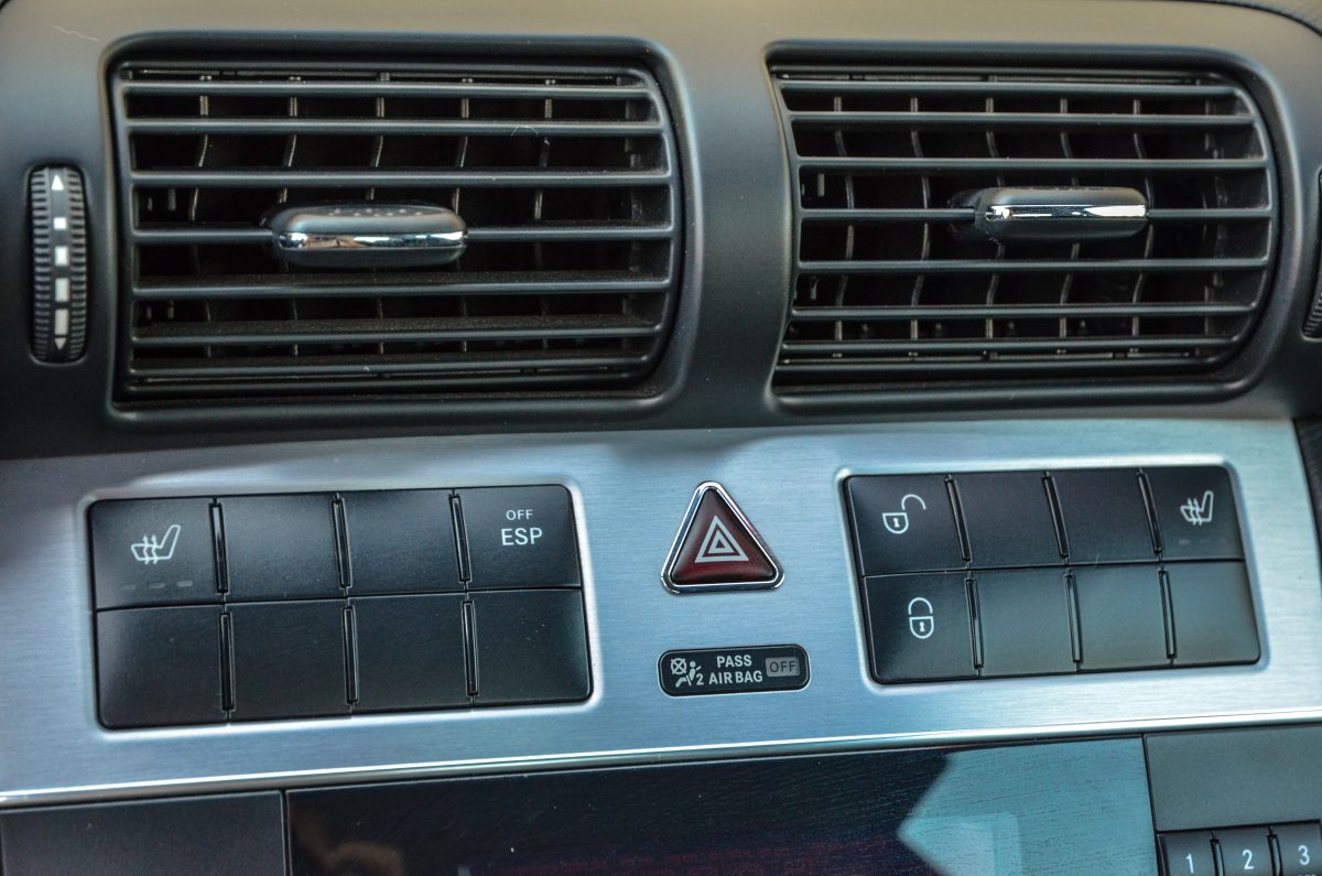 MERCEDES-BENZ C-OSZTÁLY