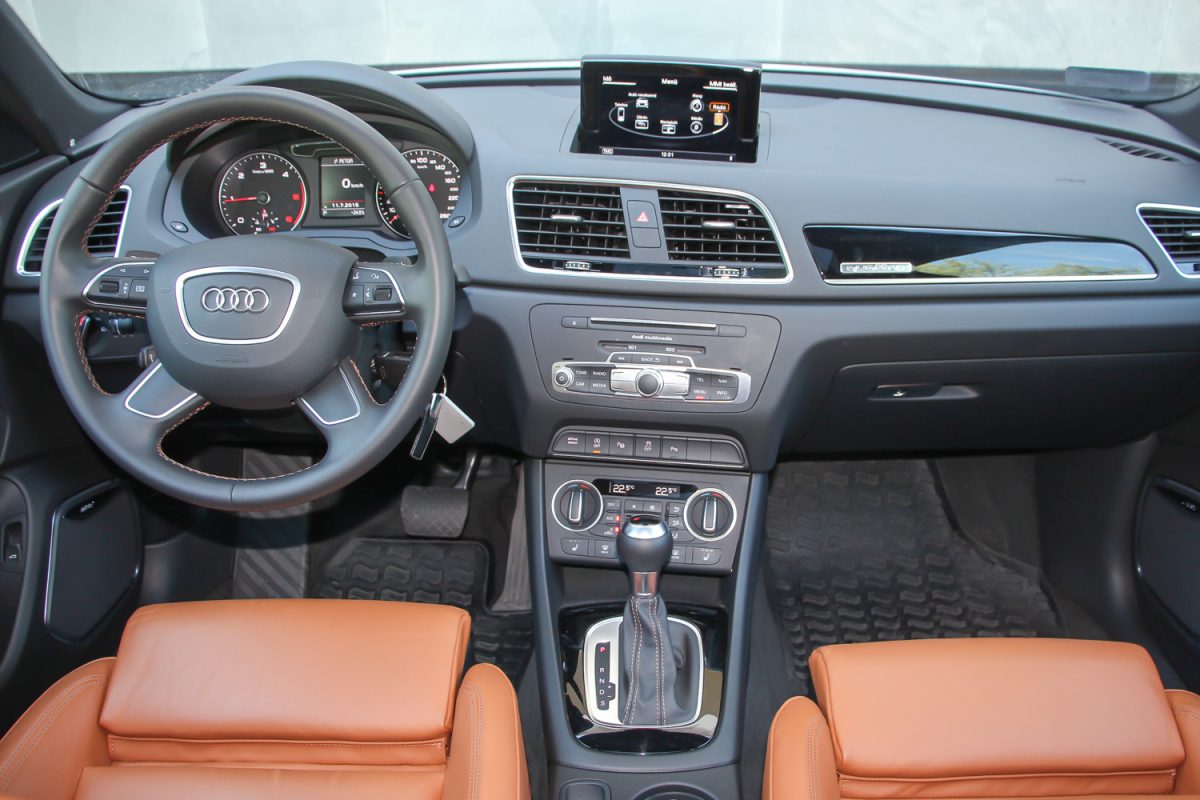 AUDI