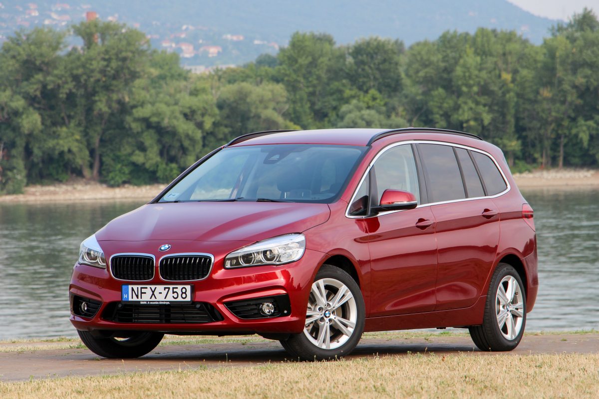 BMW 220