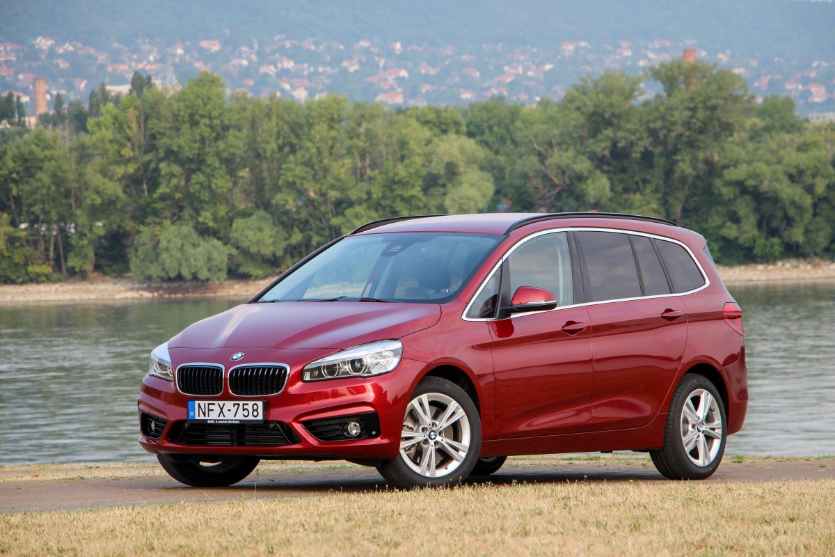 BMW 220