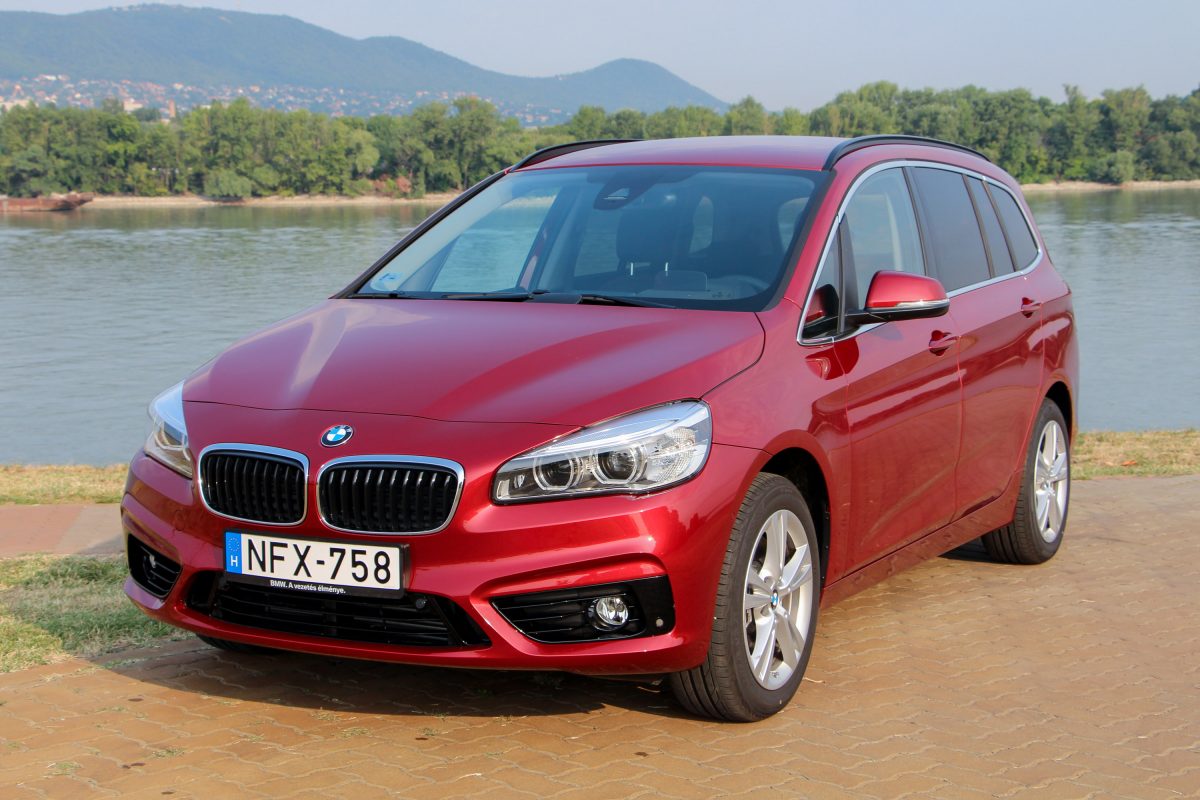 BMW 220