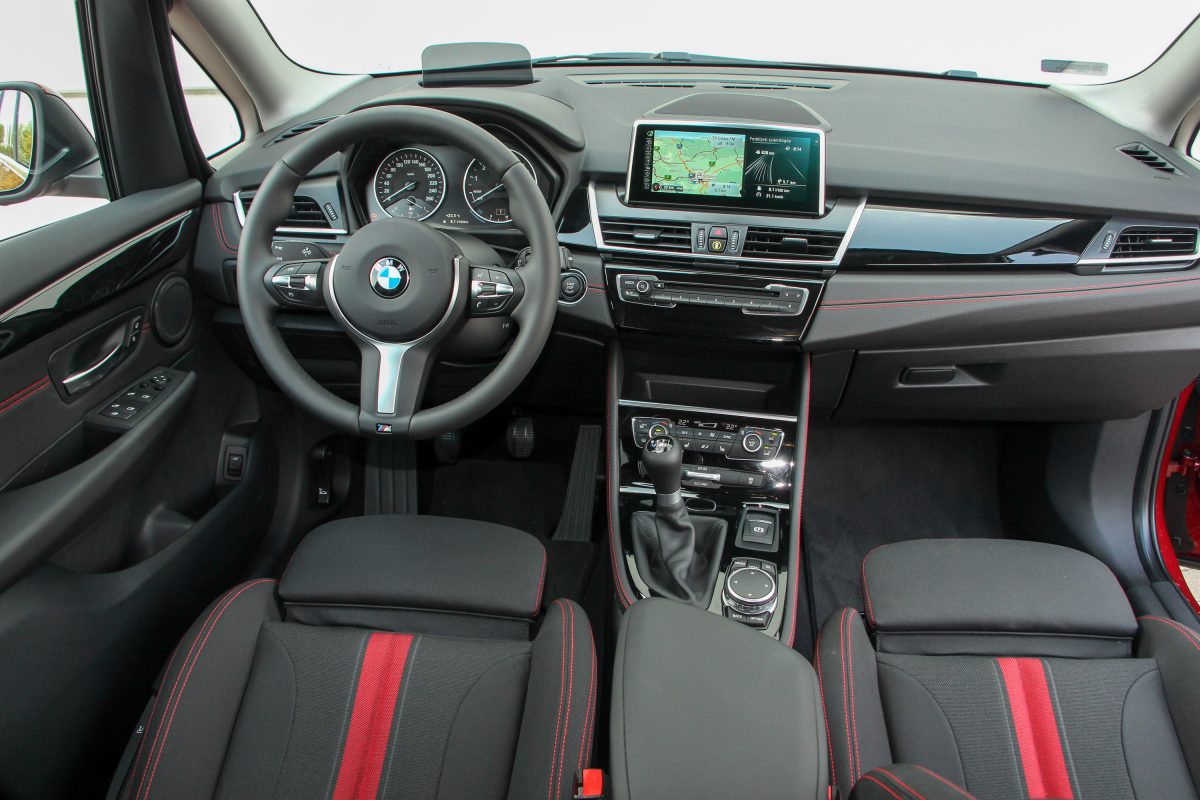 BMW 220