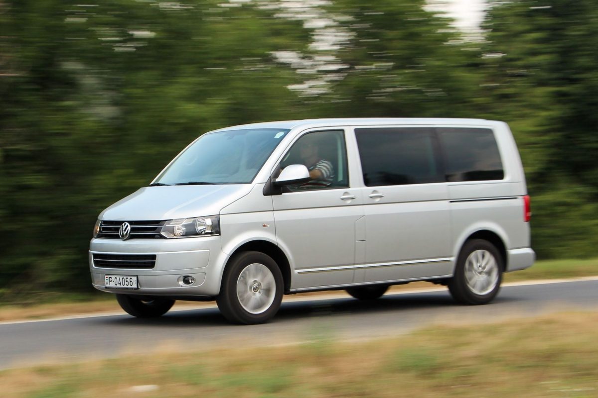 VOLKSWAGEN MULTIVAN