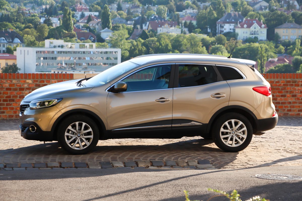 RENAULT