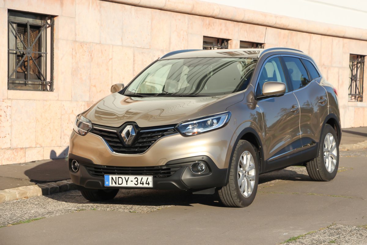 RENAULT