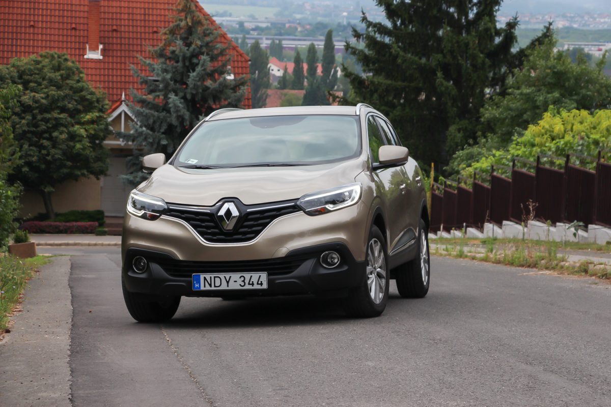 RENAULT