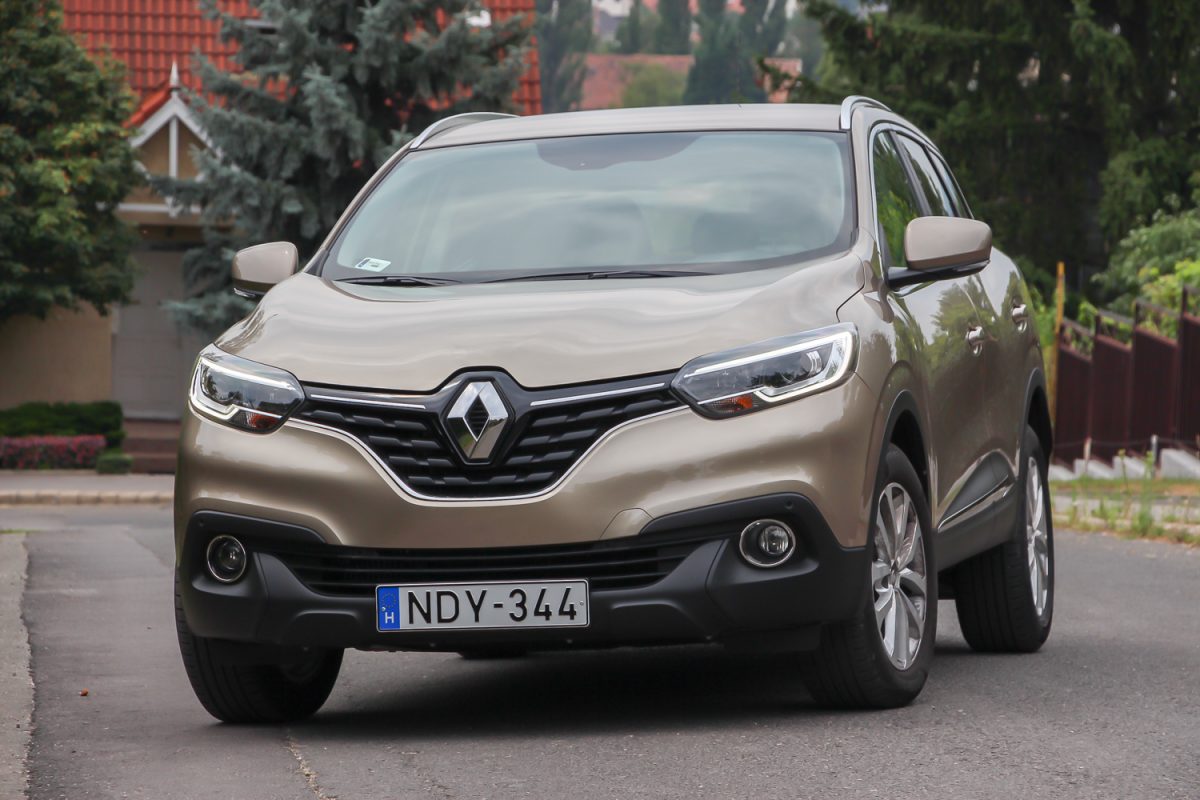 RENAULT
