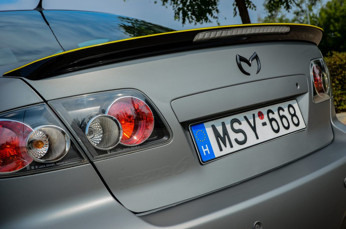 MAZDA 6