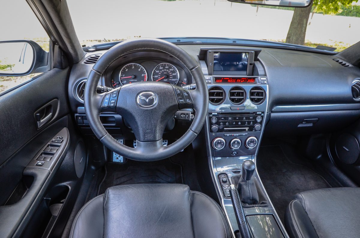 MAZDA 6
