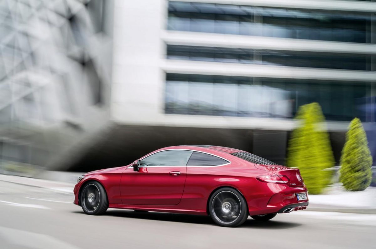 MERCEDES-BENZ