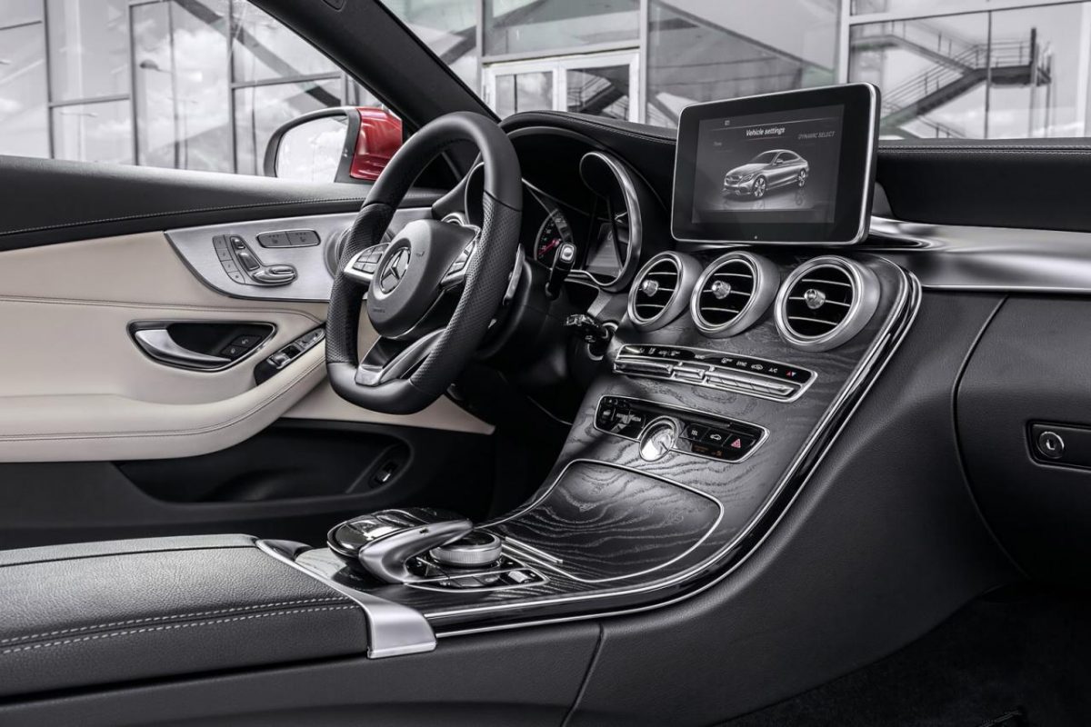 MERCEDES-BENZ