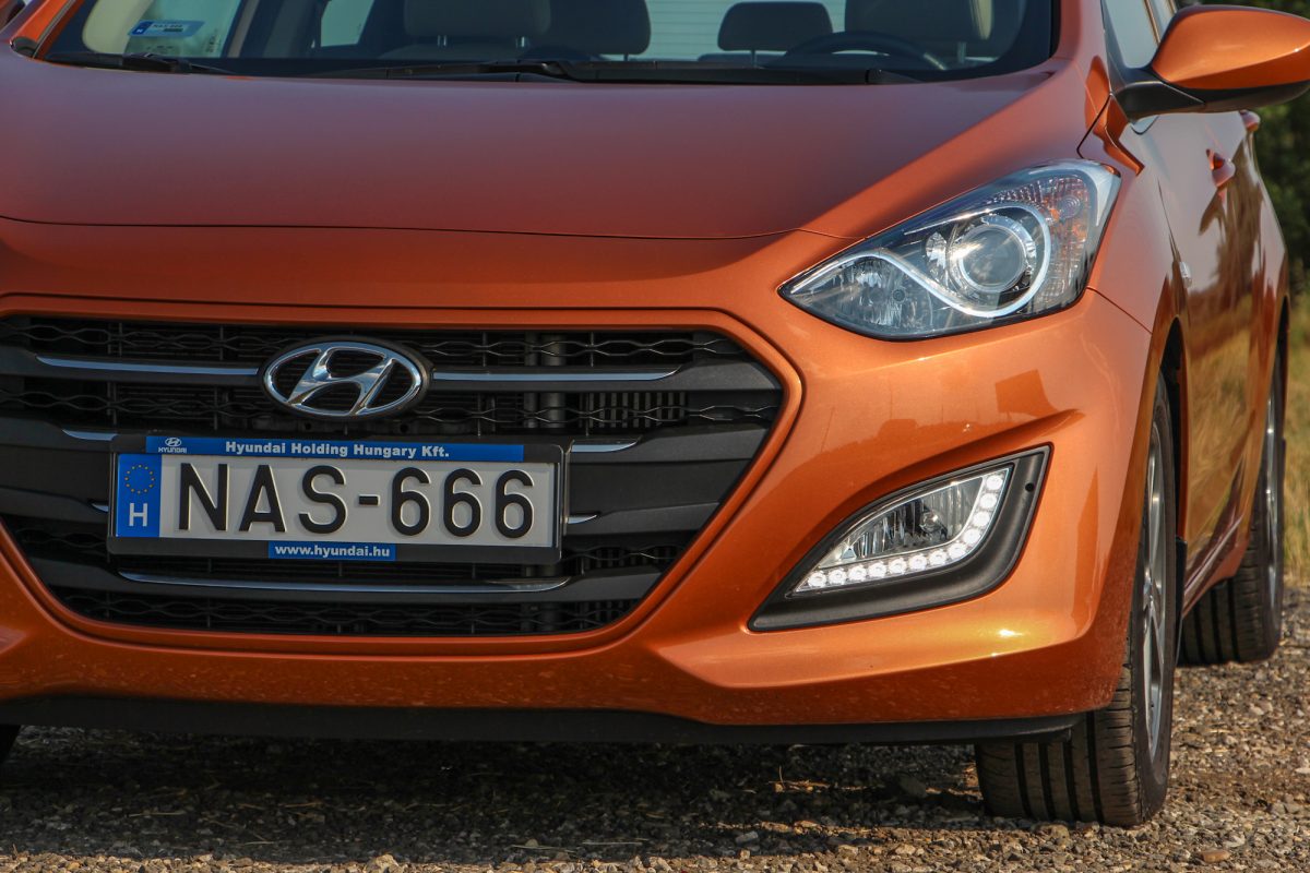 HYUNDAI I30