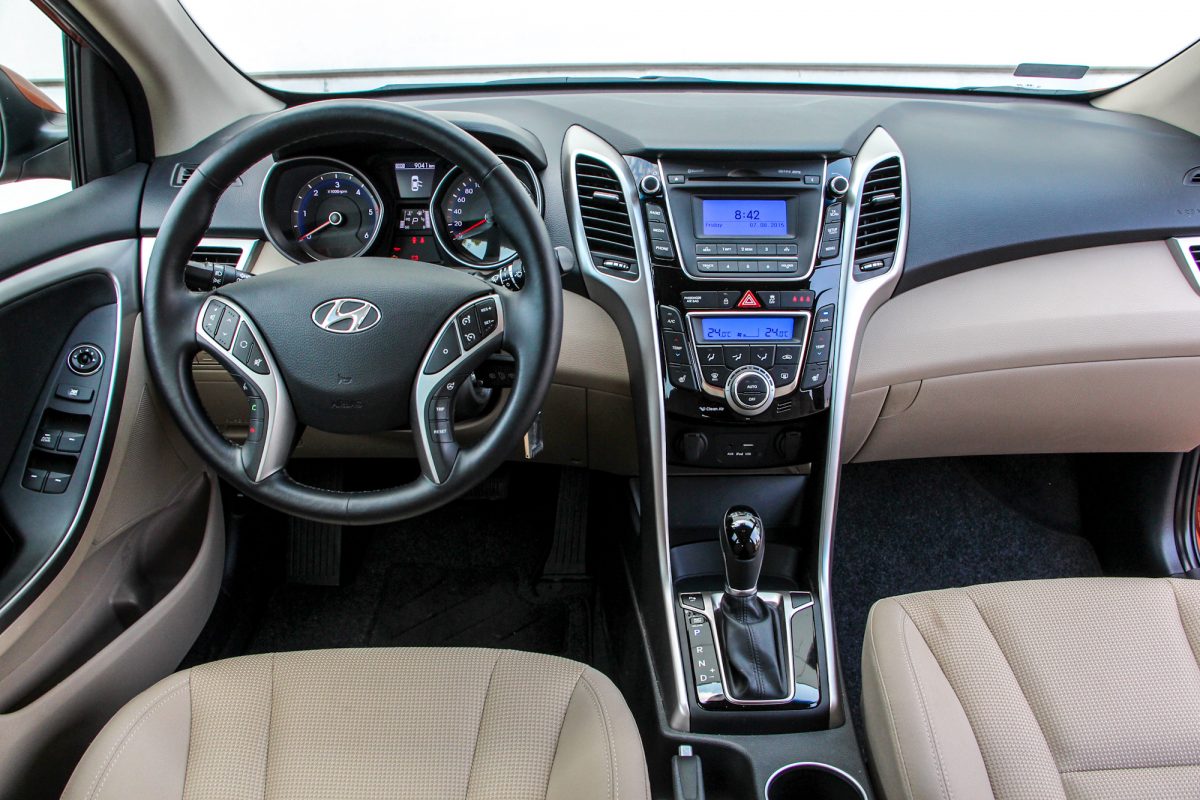 HYUNDAI I30