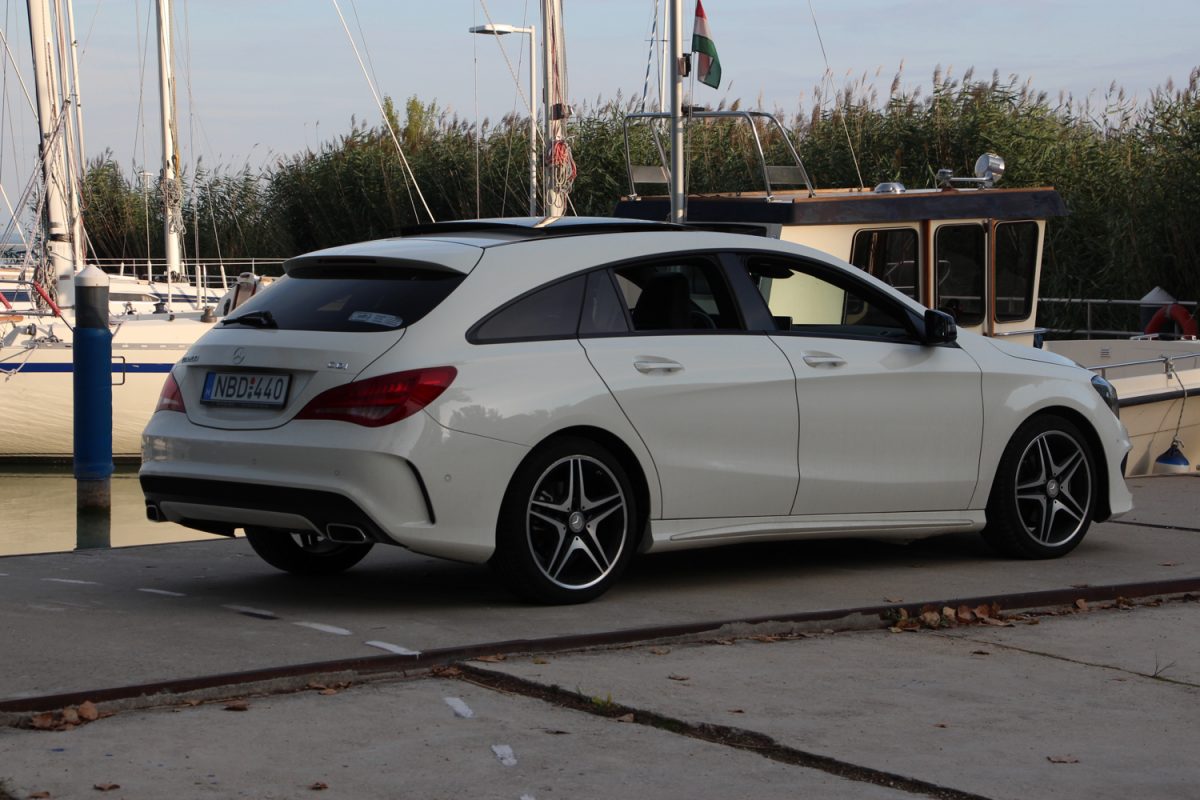 MERCEDES-BENZ