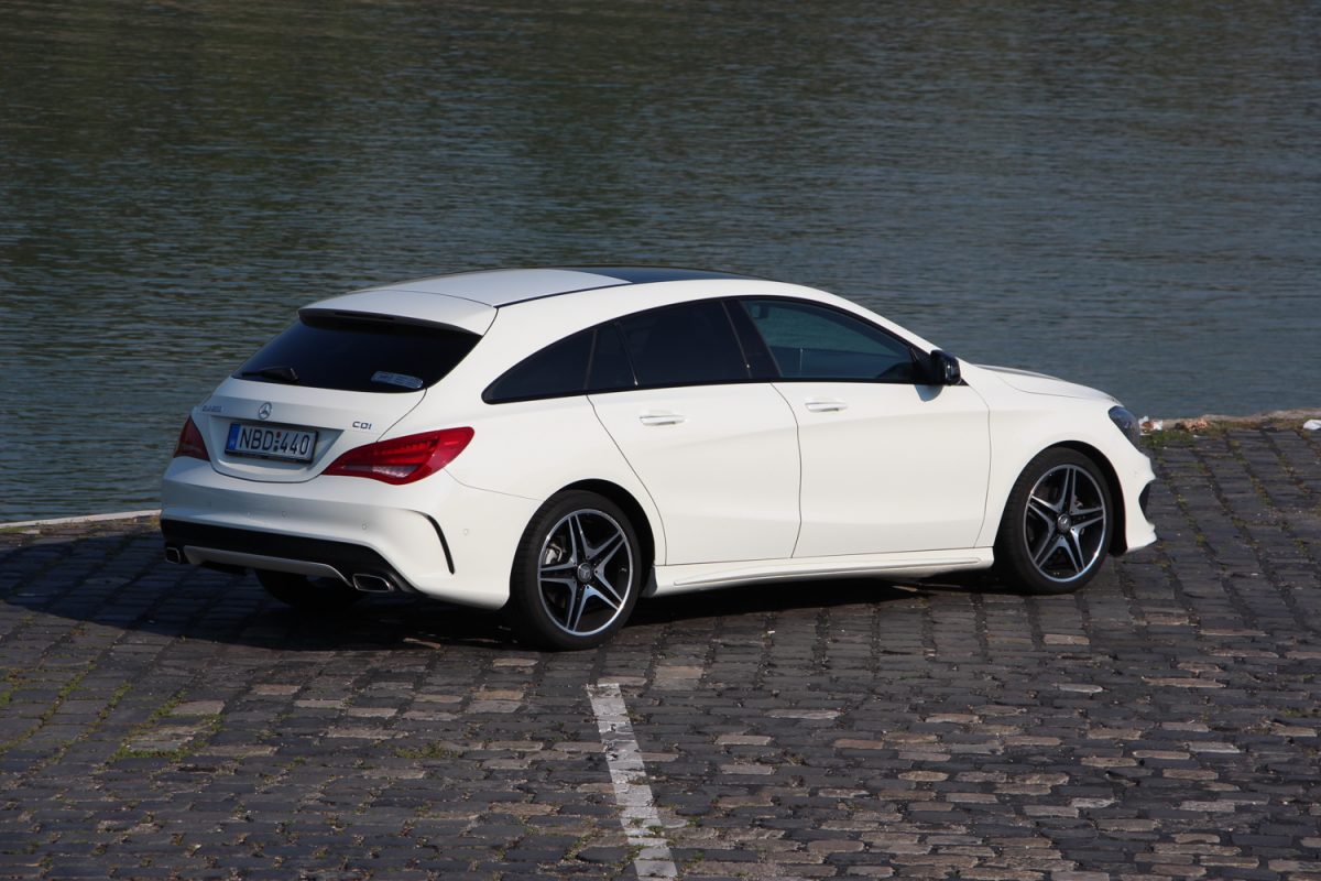 MERCEDES-BENZ