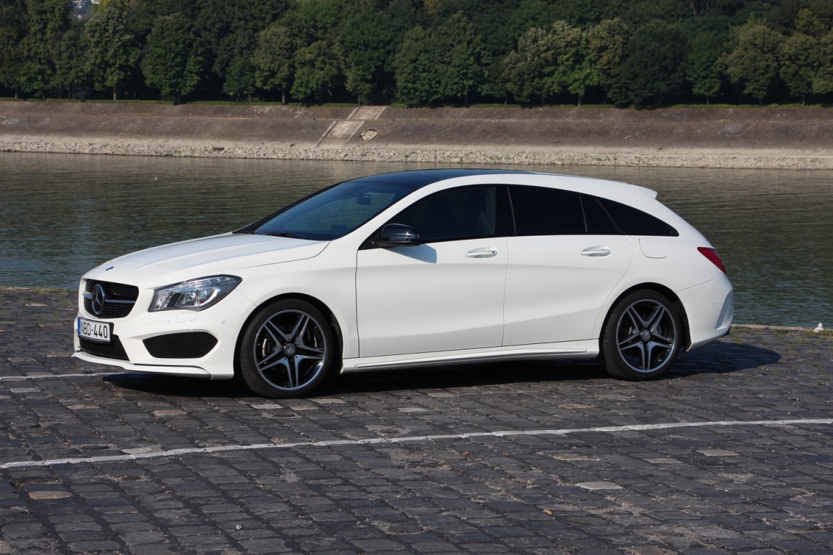 MERCEDES-BENZ