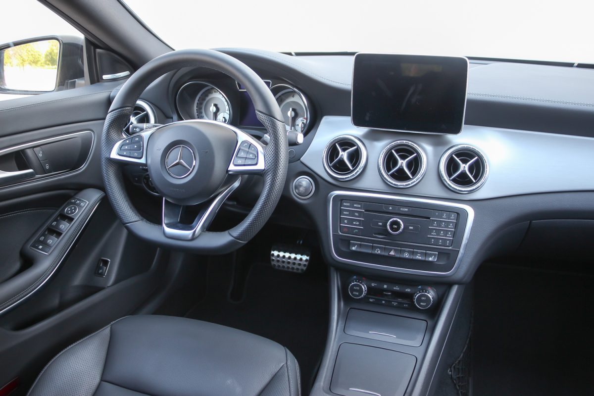 MERCEDES-BENZ