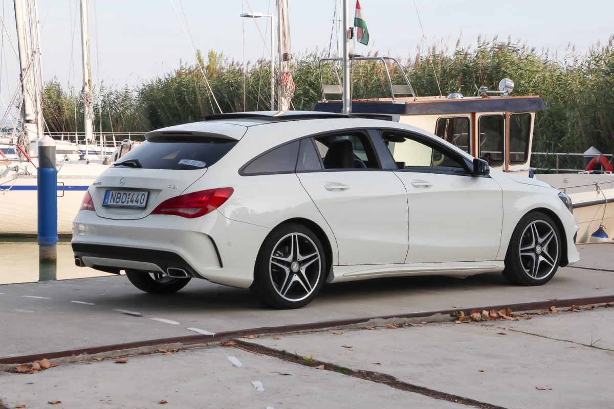 MERCEDES-BENZ