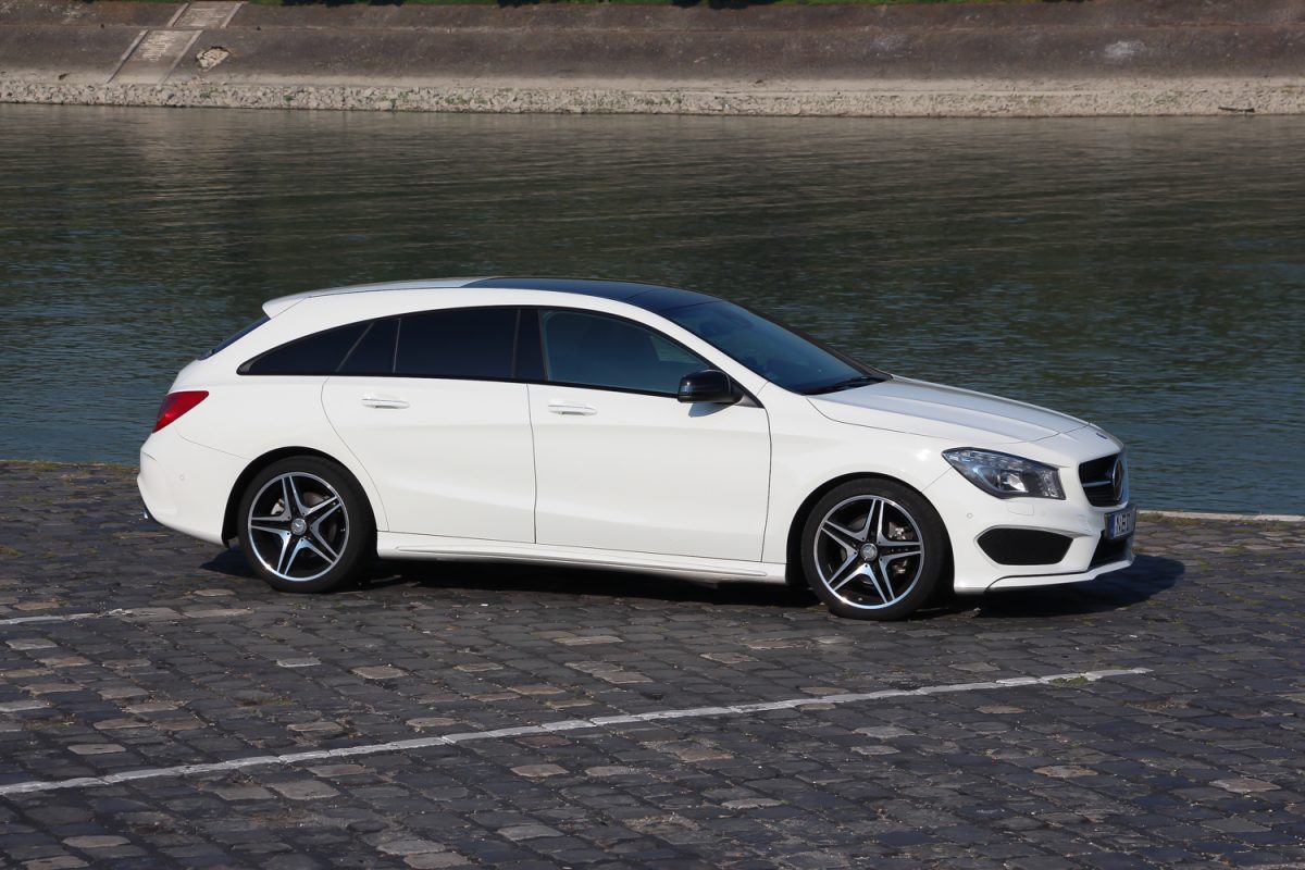 MERCEDES-BENZ