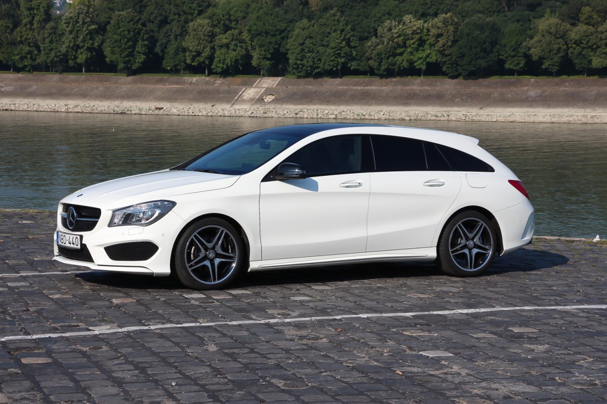 MERCEDES-BENZ