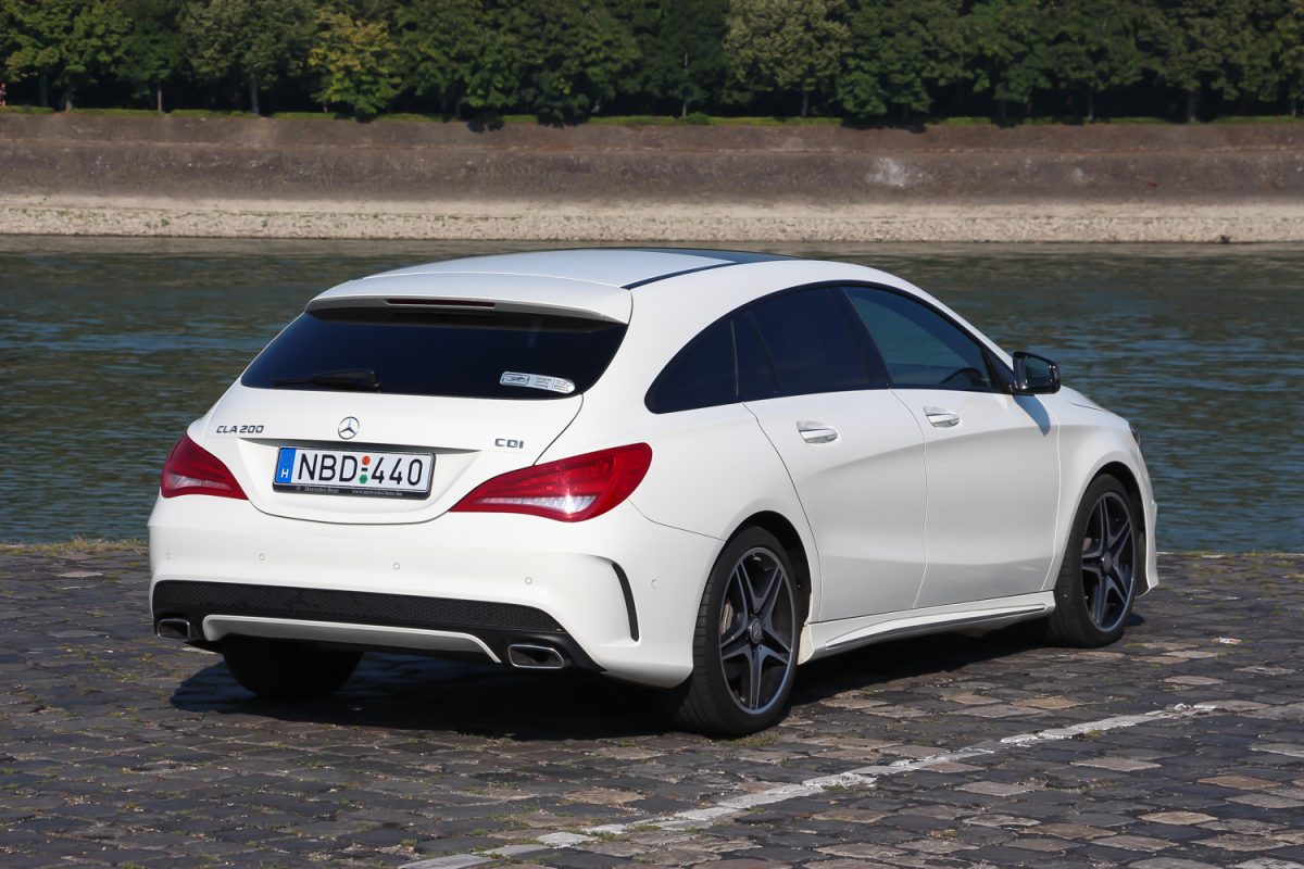 MERCEDES-BENZ