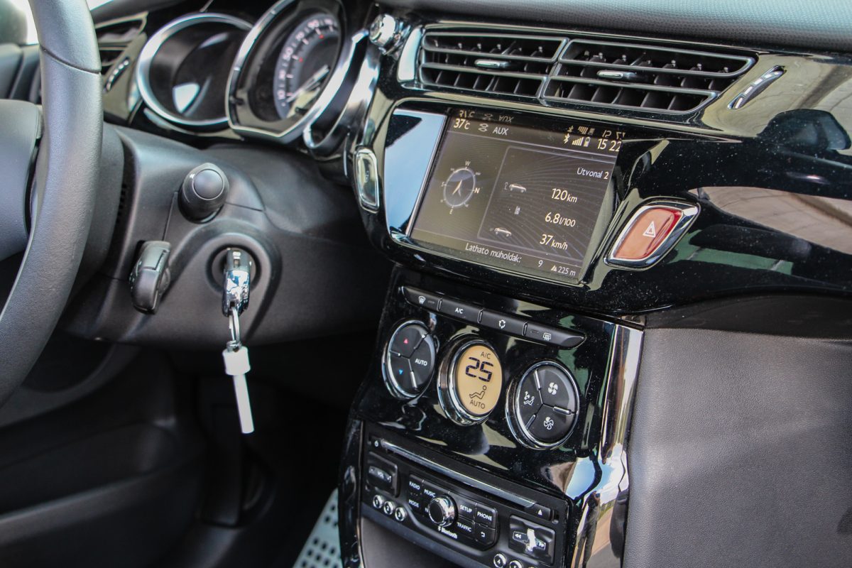CITROEN DS3
