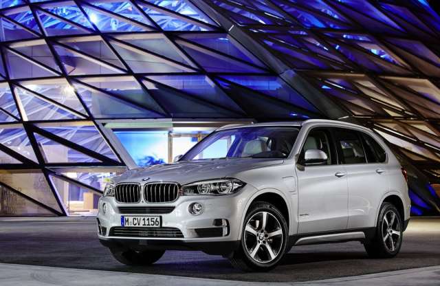 BMW X5 3,3 l/100 km fogyasztással. Hiszed vagy sem?