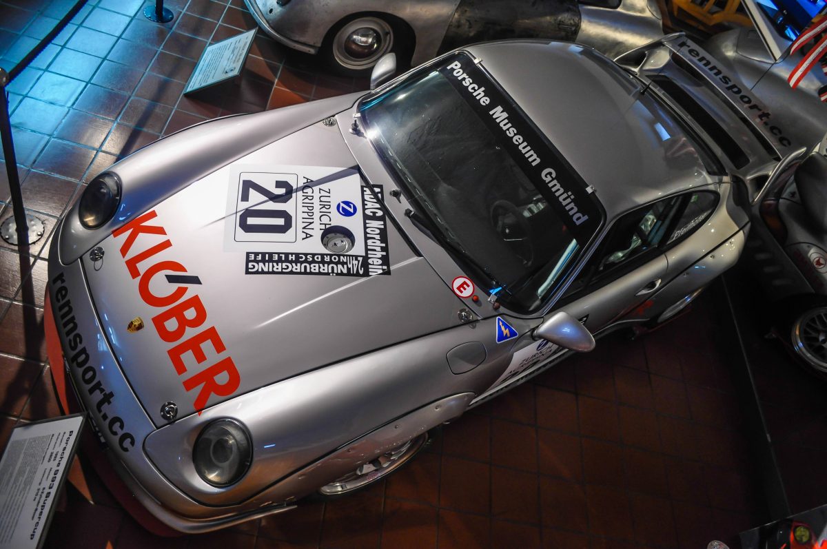 PORSCHE