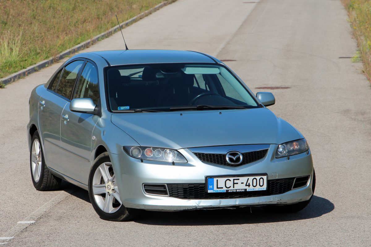 MAZDA 6