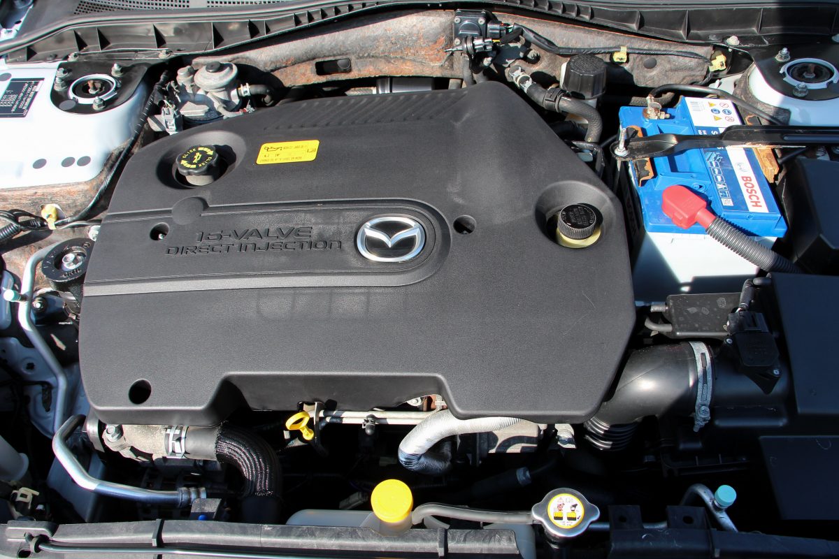 MAZDA 6