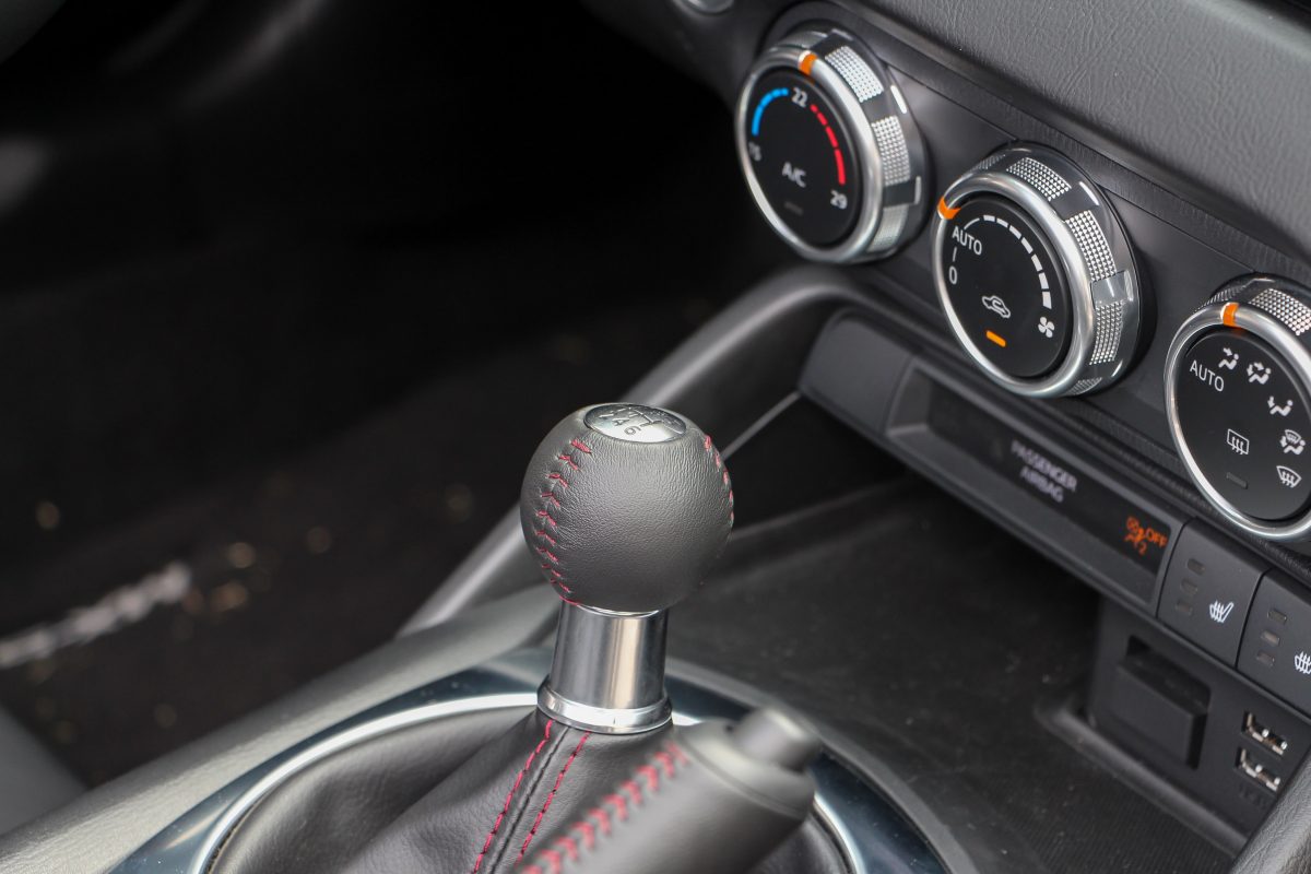 MAZDA MX-5