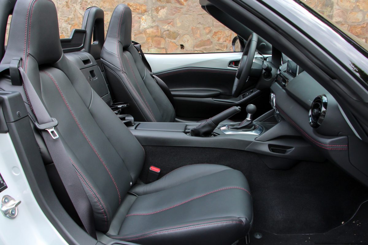 MAZDA MX-5