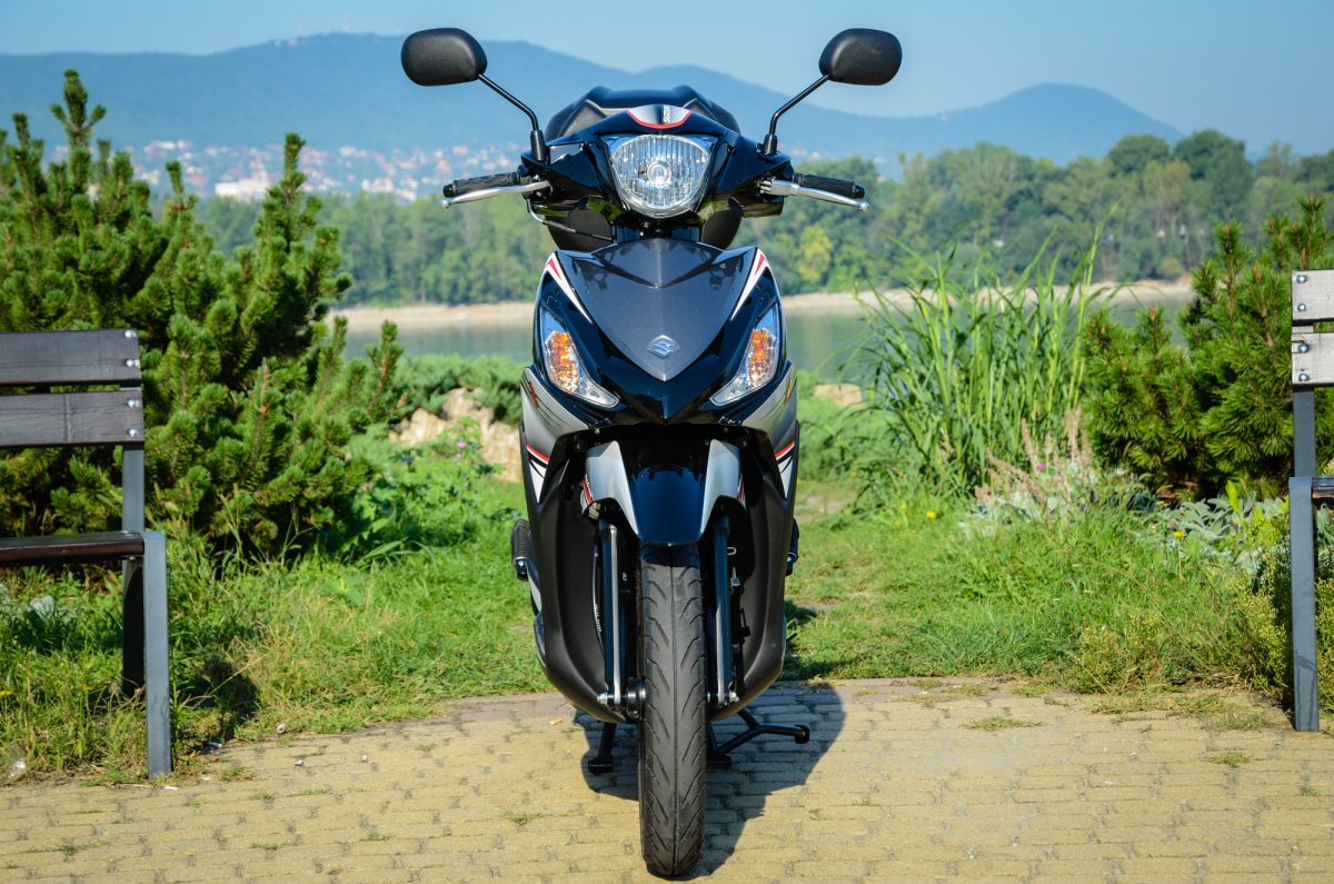 SUZUKI