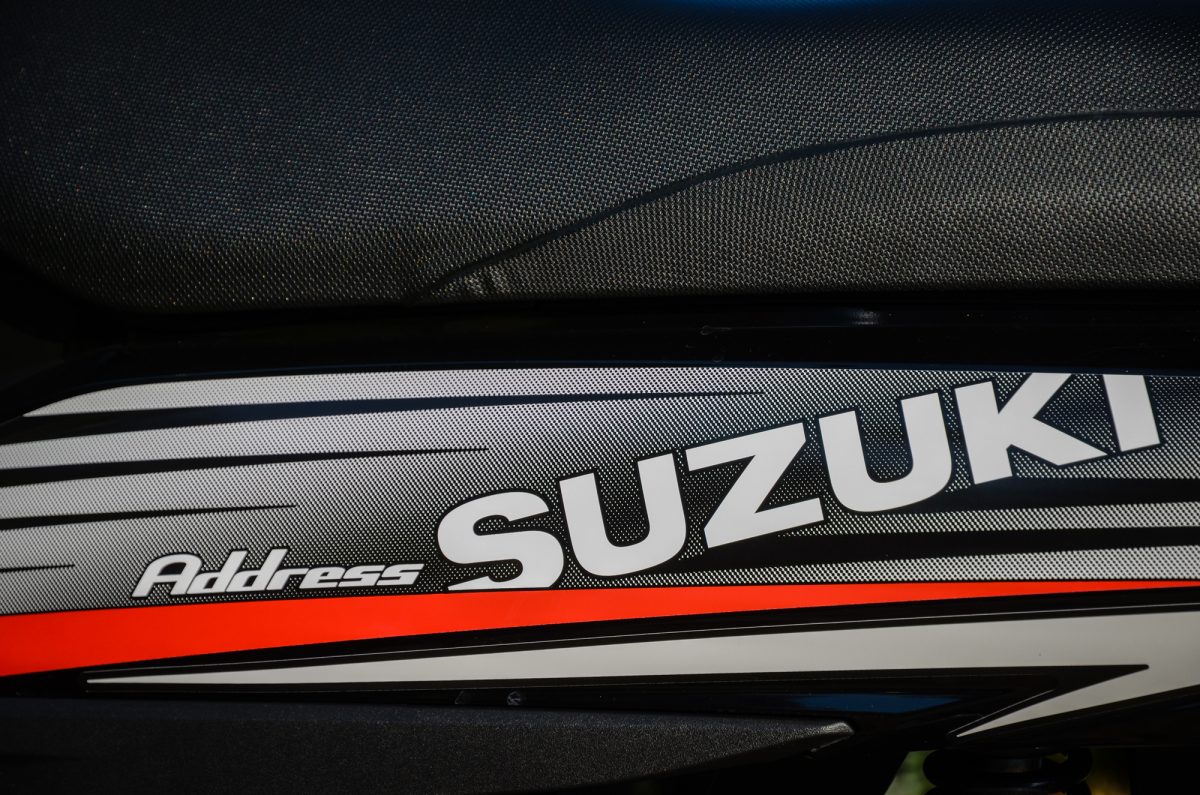 SUZUKI