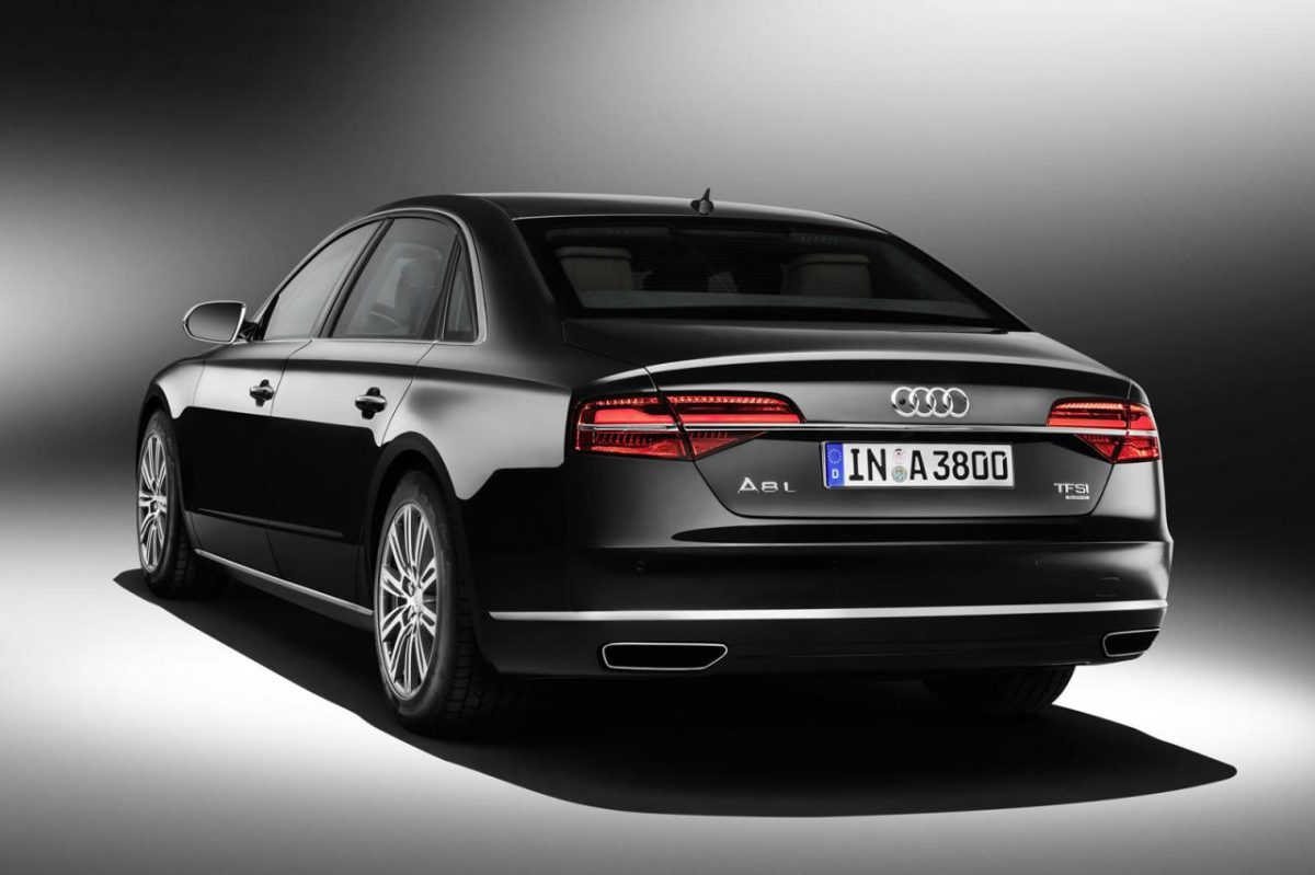 AUDI A8